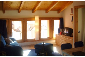 Italia Privát Ronzo Chienis, Interno